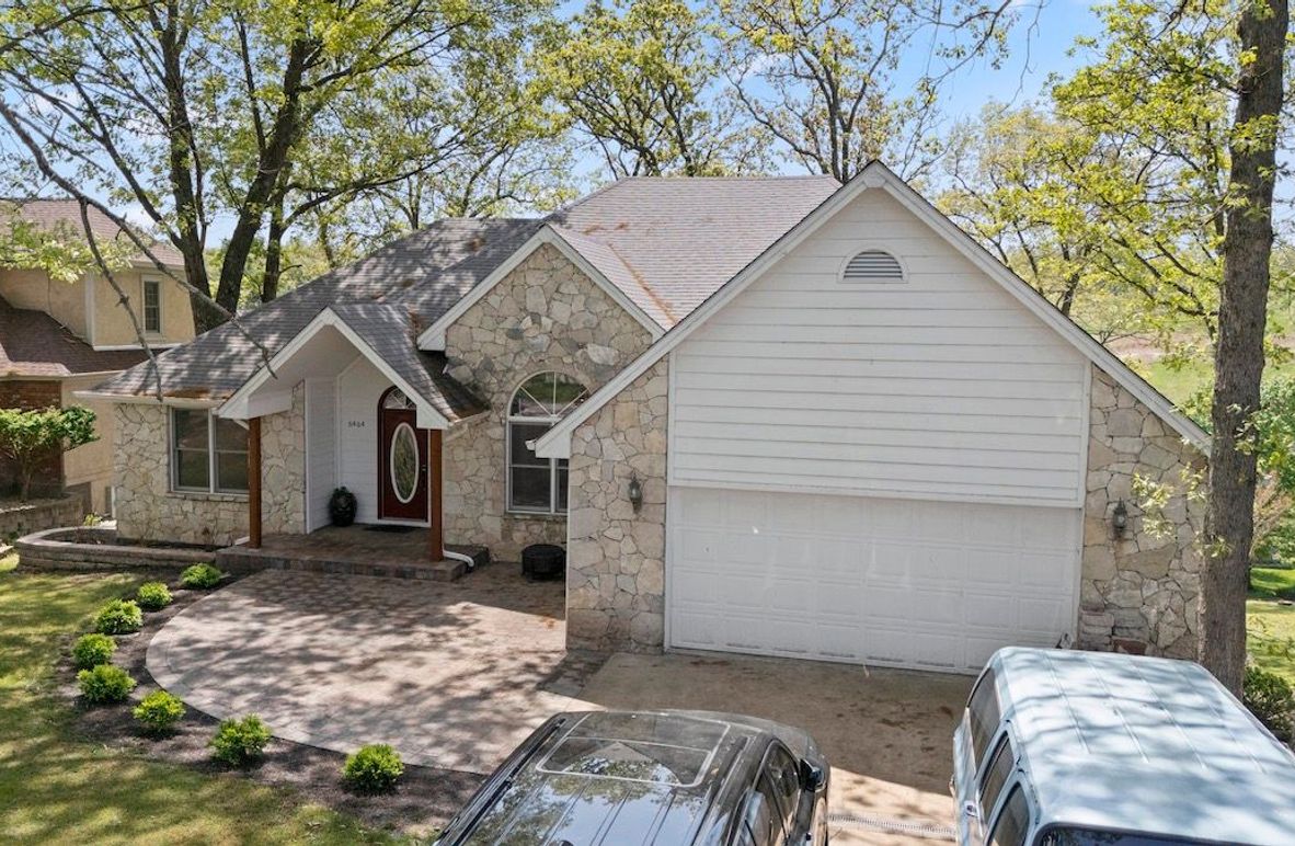 DJI_20250428120239_0008_D