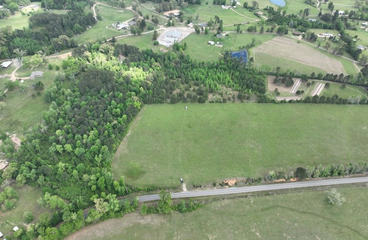 dji_fly_20260415_114012_403_1776345038288_photo