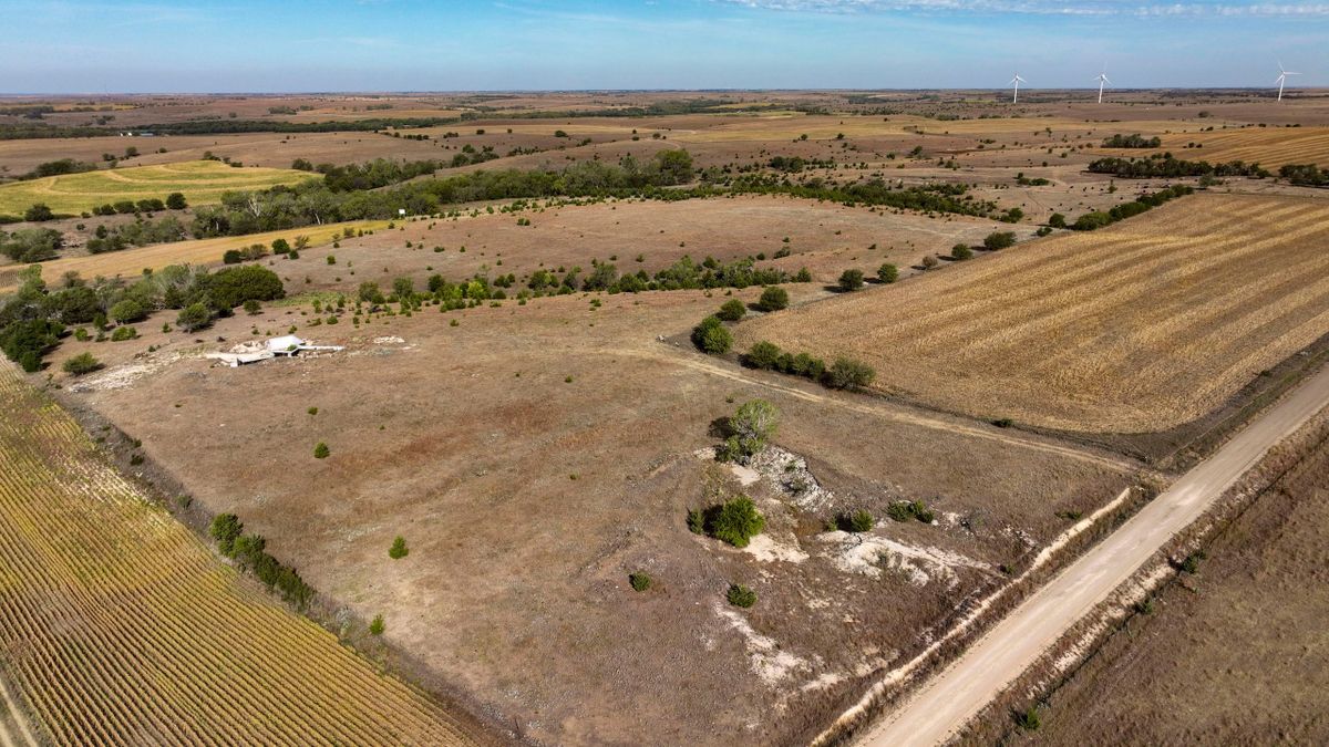 Pasture With Hunting & Tillable In North Central Kansas Whitetail