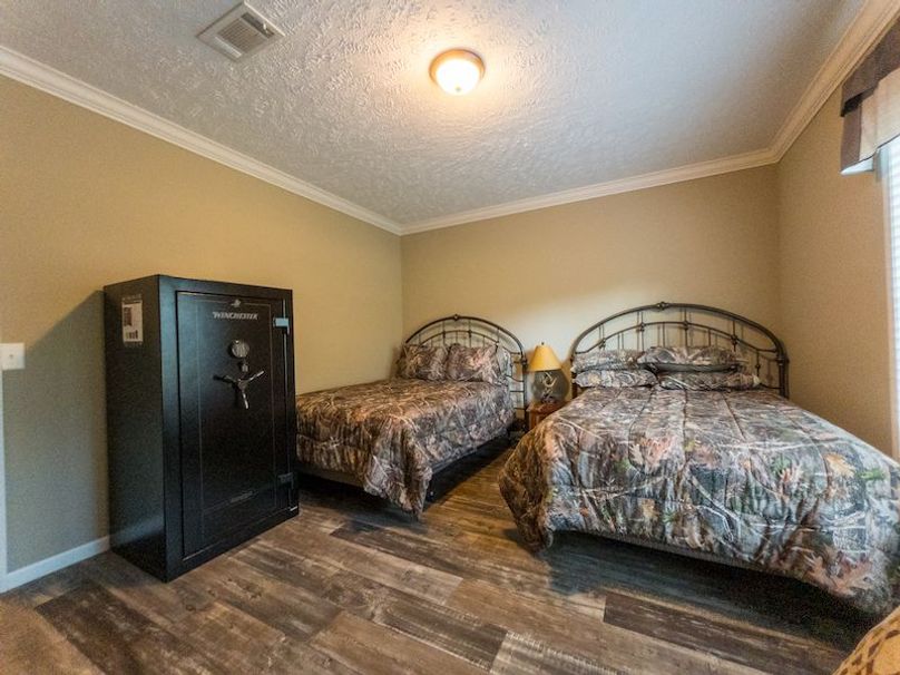 Ashley Co-40-Givens-25