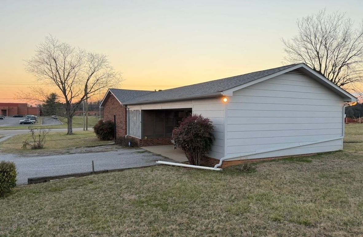 22A83F45-C4C6-4872-ABC7-09D3A3DF5BE1_1_105_c