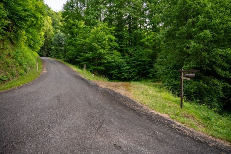 83 Featured_ProPhoto-57