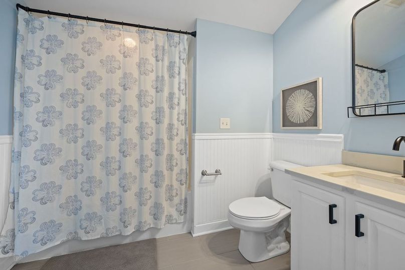 34-web-or-mls-Barclay Media Co_-23