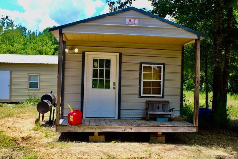 1401F48B-6024-44F1-A92D-74CB566A5511_1_201_a