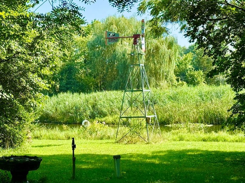 182 Pond Aerator Windmill