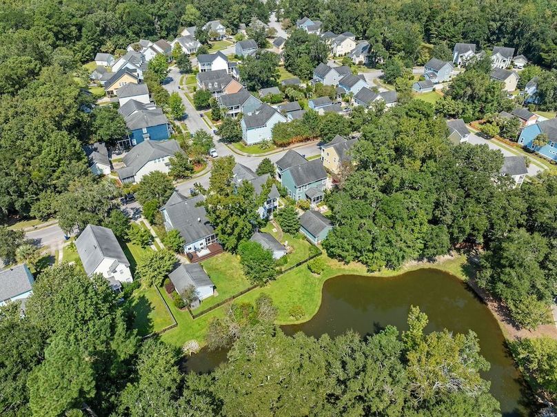 52-web-or-mls-Barclay Media Co_-52