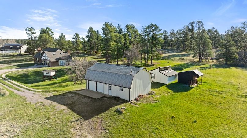 35b - Outbuildings