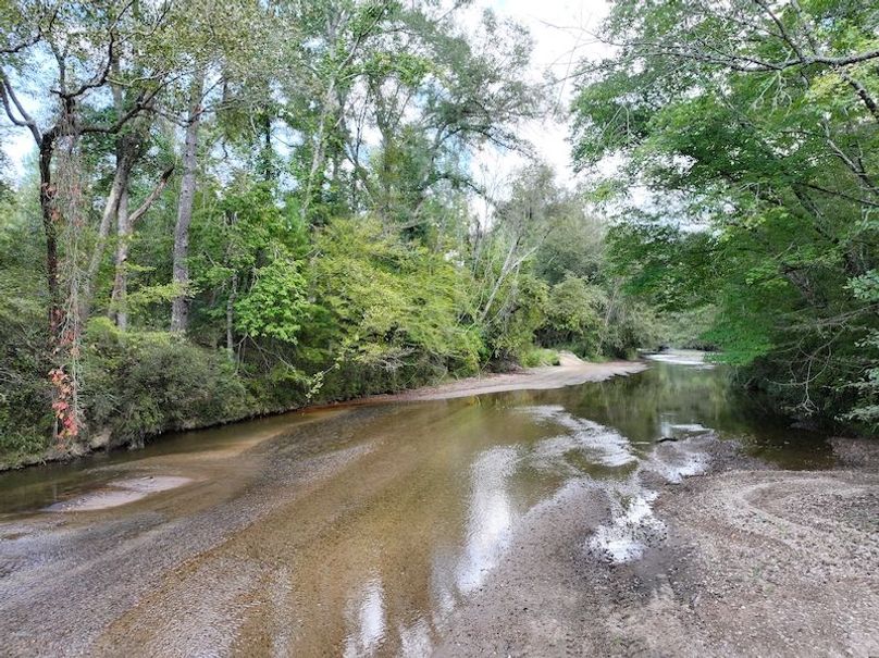 dji_fly_20251001_145000_0624_1759492687819_photo