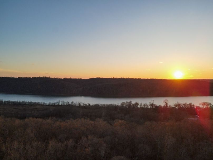 2-dji_fly_20231203_161304_872_1701641600269_photo