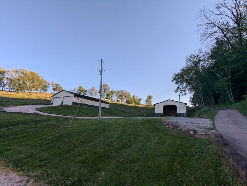 PXL_20250509_230127388