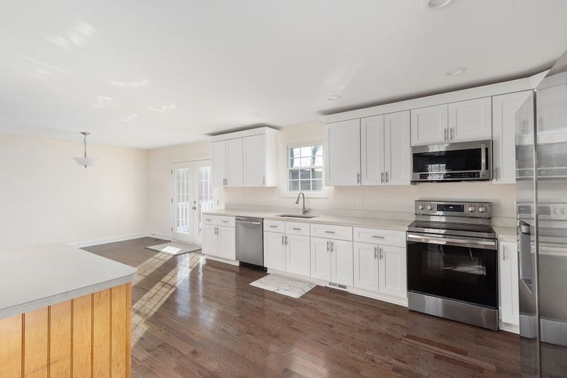 09-BY1A3811_145 Tulip Poplar Dr - Absolute Altitude -1 - 2025 - 15