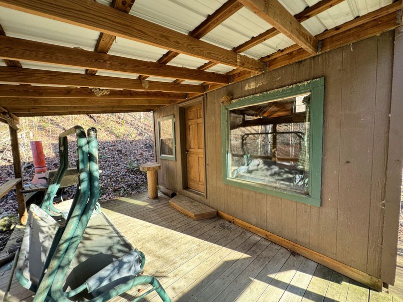 038 cabin front porch