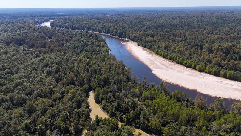 dji_fly_20251015_010912_0063_1760476852648_photo