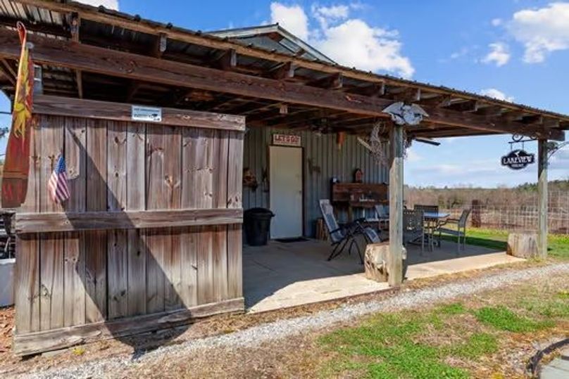 large-018e903b-4f30-70eb-9b98-f5c23f5abfb5