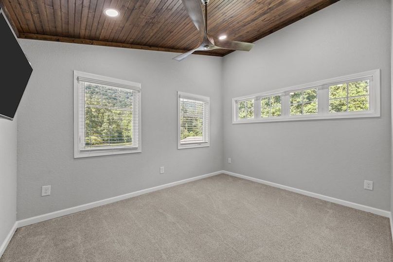 51-web-or-mls-4928 Yellow Creek Rd 088