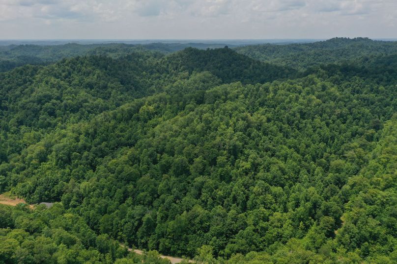 016 mid elevation aerial drone shot from the east boundary looking west