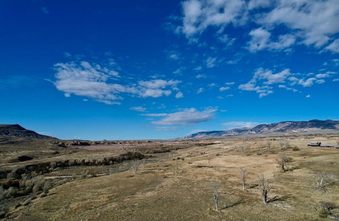 769965A1-B78F-4CA3-8254-57EBC440C0F5_1_201_a