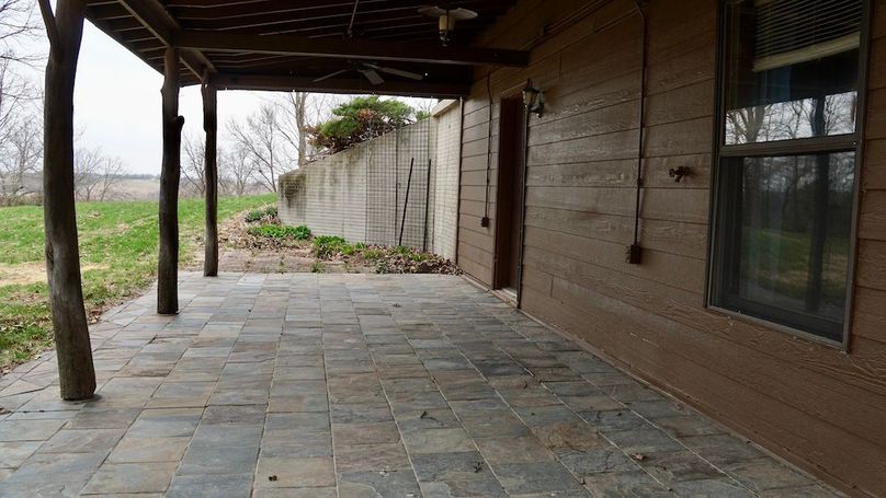 FEB2344F-06FA-4176-A1FD-F4E7547E49B3_1_201_a