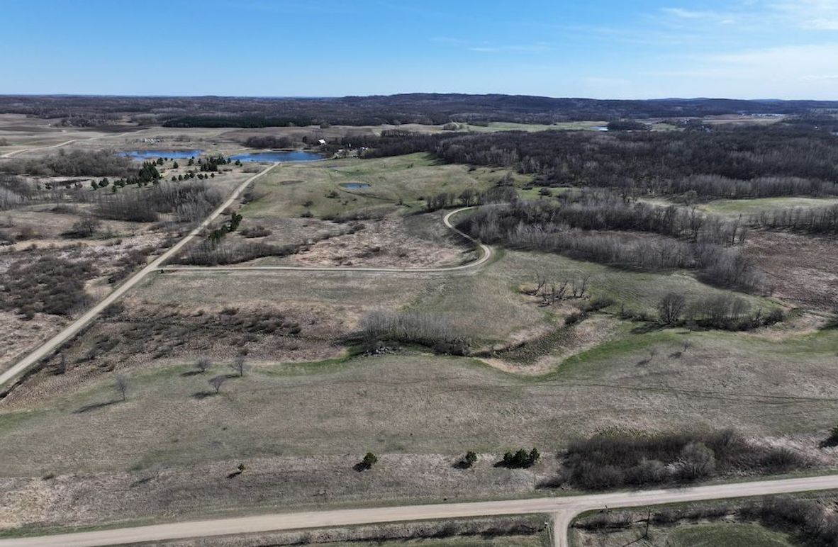 dji_fly_20260424_175806_0716_1777079279361_photo