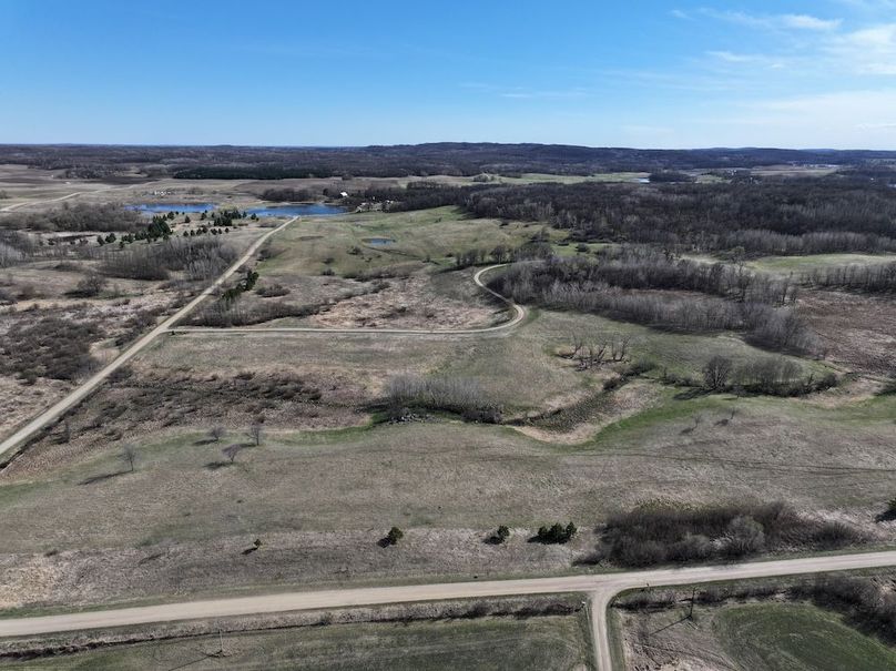 dji_fly_20260424_175806_0716_1777079279361_photo