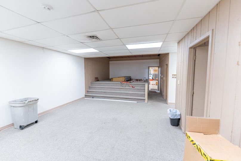 Winnebago 2.05 (Flee Market)_36