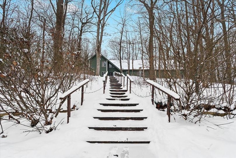 01-6055 Shaftsburg Rd