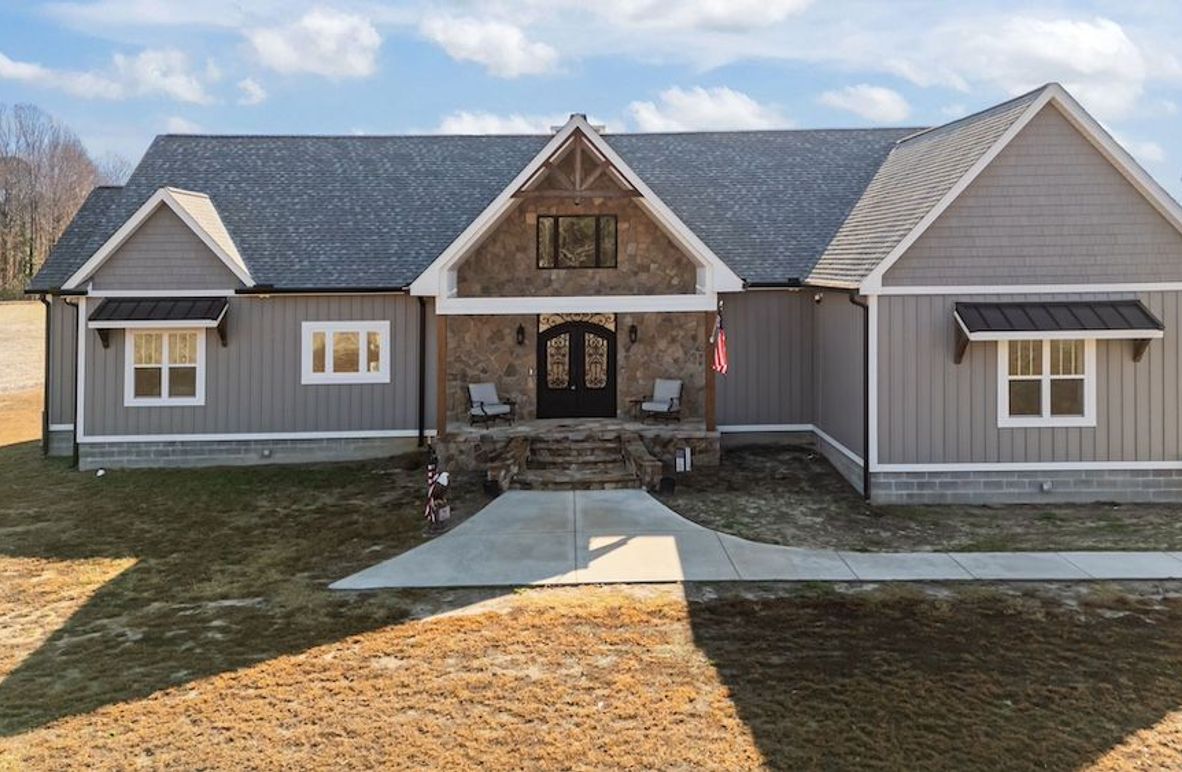 5-web-or-mls-DJI_20251203112508_0006_D