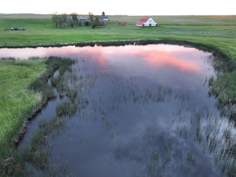 08 Dam n buildings SW2NE