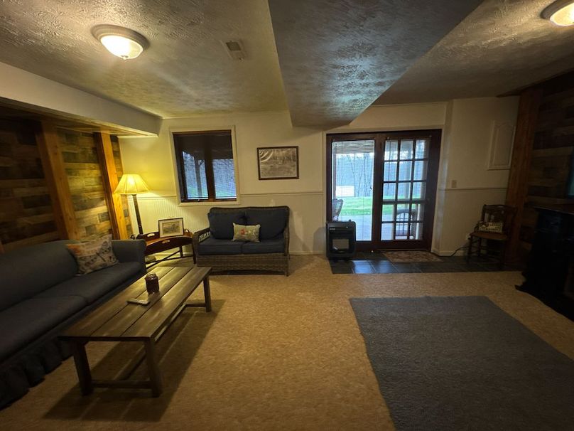 Calhoun, WV 132.84 AC Szegi 2-039