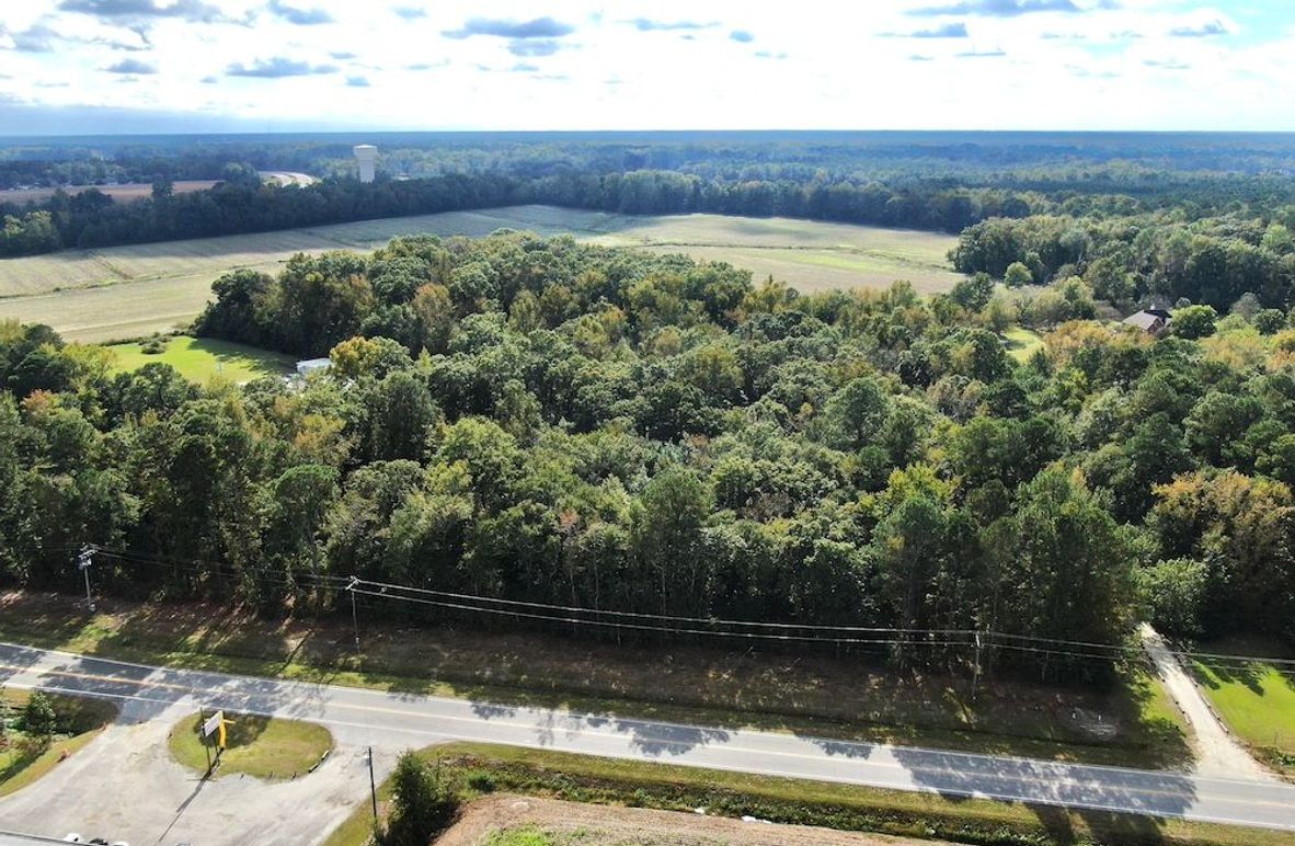 3BB2F814-7005-424C-AD7C-DD8C033EC5C8