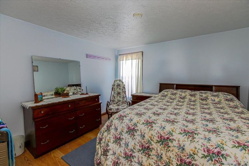052-2nd Room used as bedroom 2