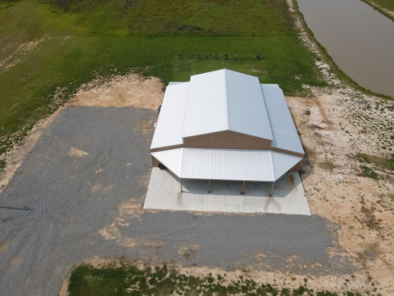 dji_fly_20250602_104946_568_1748879393632_photo
