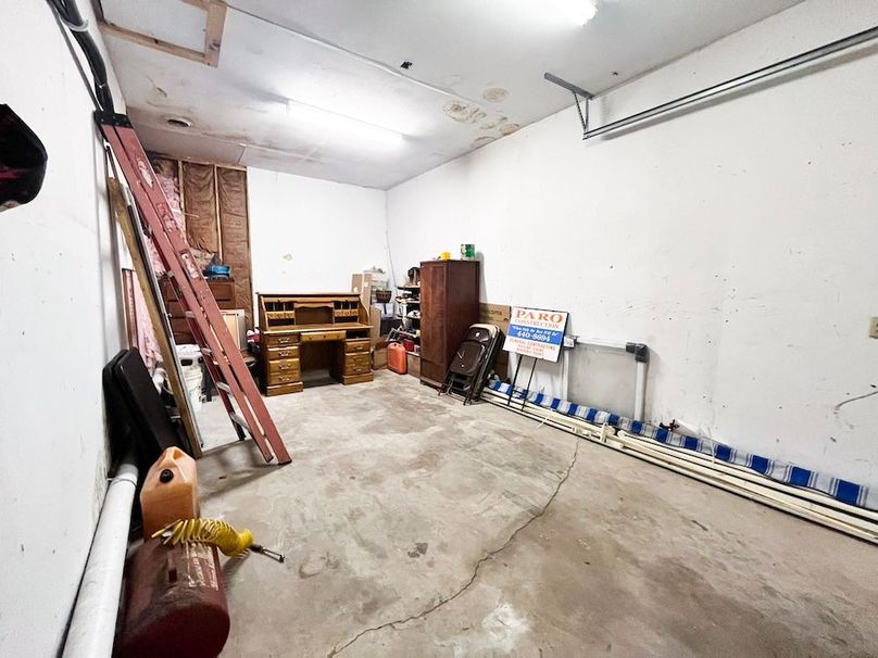 Oswego_1.79_Paro_Photos_6