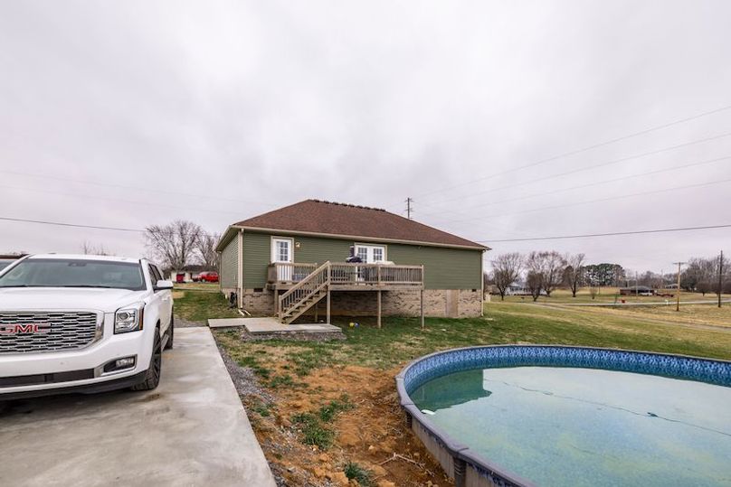 420 Jack Porter Rd-27