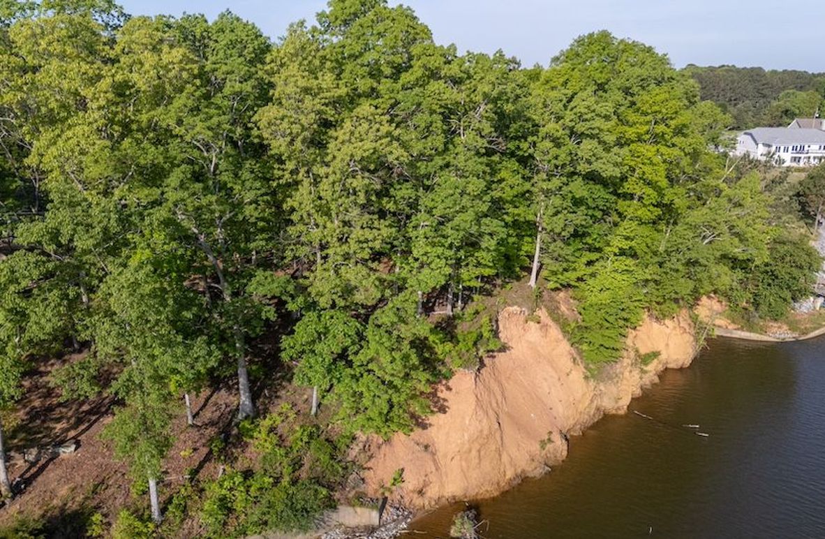 DJI_20250421080418_0065_D