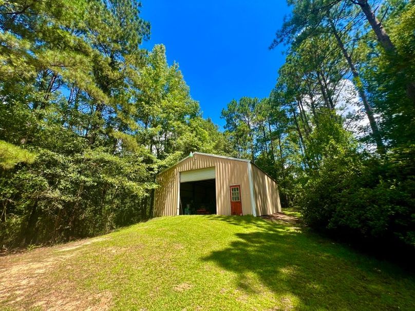 CA90F50E-2AA2-4D63-93D7-0F321A1675AA_1_201_a