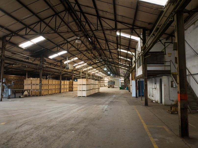 Monroe County 21.13 +- Warehouse-15