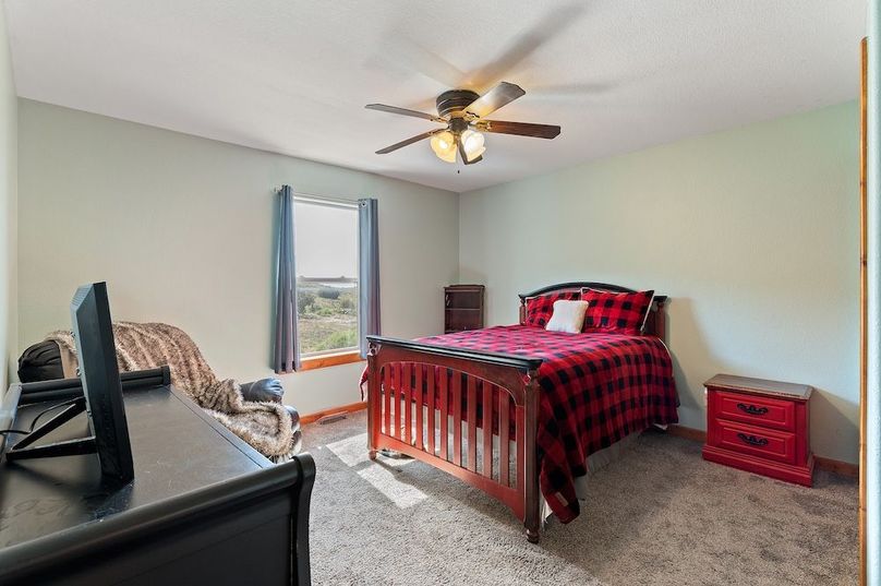 017 - Bedroom