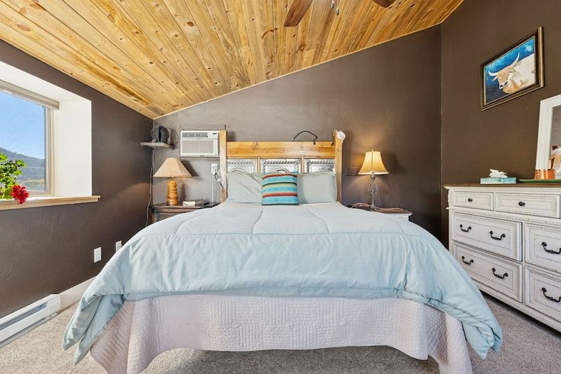 63-web-or-mls-26068 US 550 -63