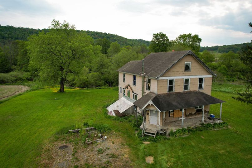 Tompkins_10.85-Gregrow_Photos_14