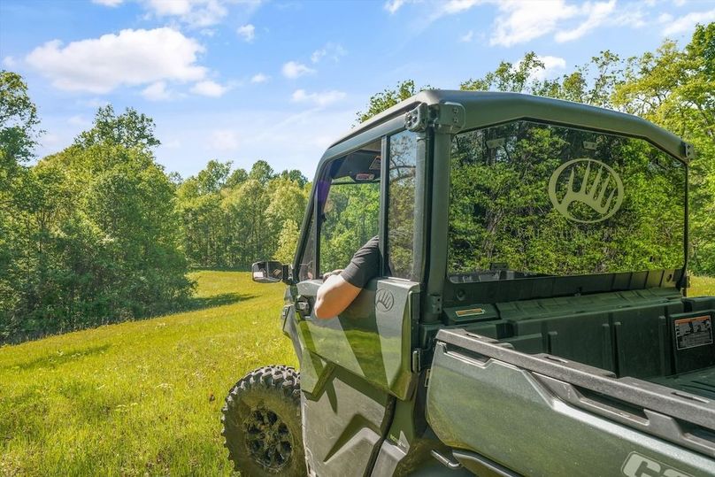 51-2869 Persian Ln47