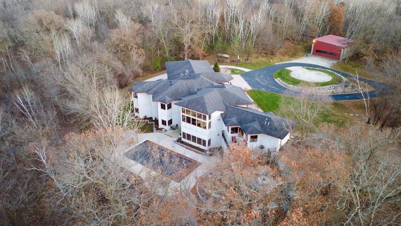 Pierce 16 Drone Still-31