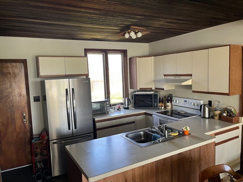 Ontario_96.7_Kiikka Photo 11