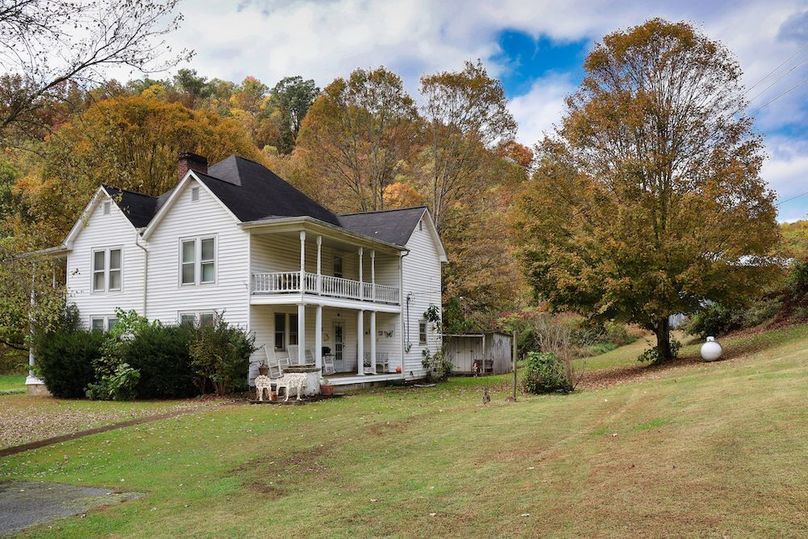 012 front side of the historic house