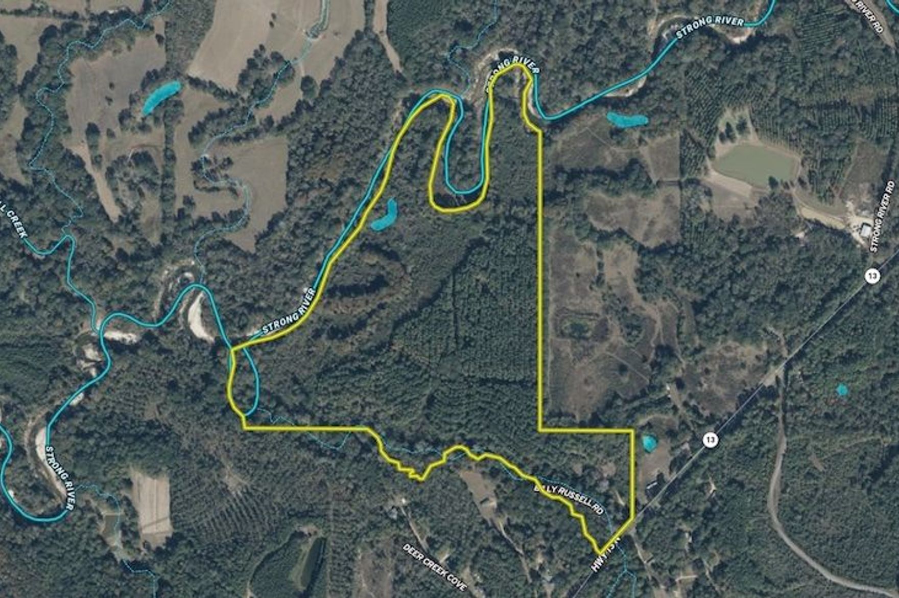 Strong River property listing photo 1