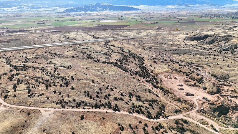 Sevier 60 Gravel and Yard58