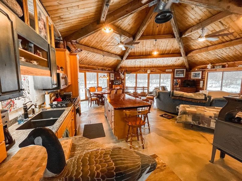 Adams 263.17, Hale -19