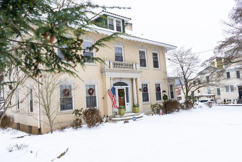 Lewis, WV 246 E 1st Wyllie-080