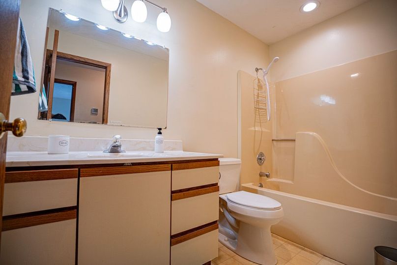 106 splendor ct. Stillman Valley-34