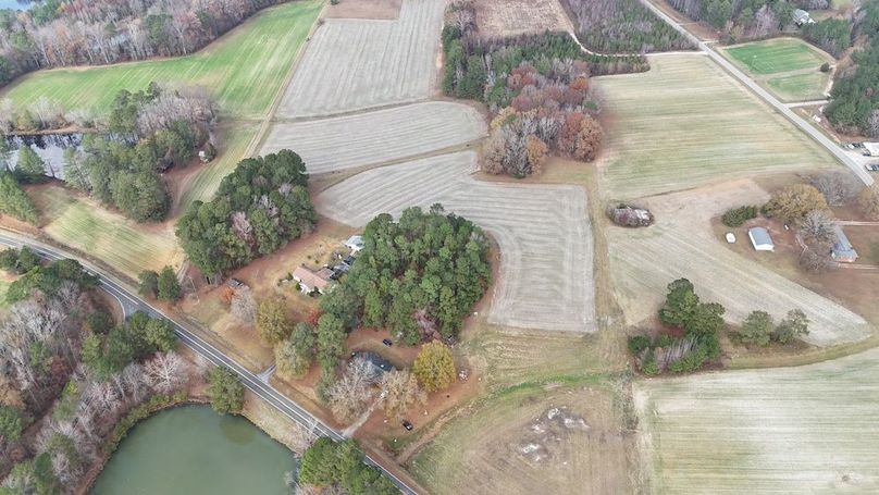 dji_fly_20251122_125352_0045_1763834552875_photo